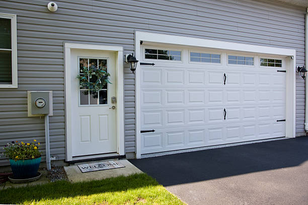24/7 Emergency Garage Door Panel Replacement experts in Lexington, KY